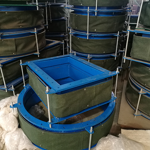 進(jìn)出口補(bǔ)償器